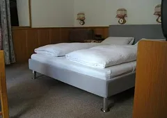 zimmer1.jpg